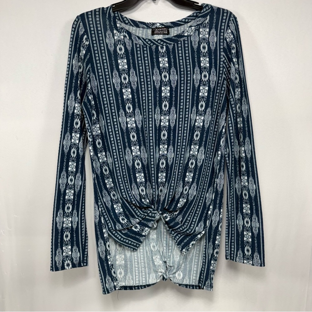 Tribal Geometric Papermoon Stitch Fix Blue White Knot Front Top M Medium - Picture 2 of 8